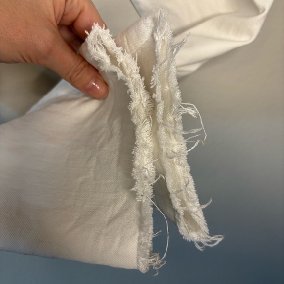 GAP Mid Rise Girlfriend Jeans, White, Size 26 / 2 Regular | Retail $80 #725278 - Picture 6 of 16